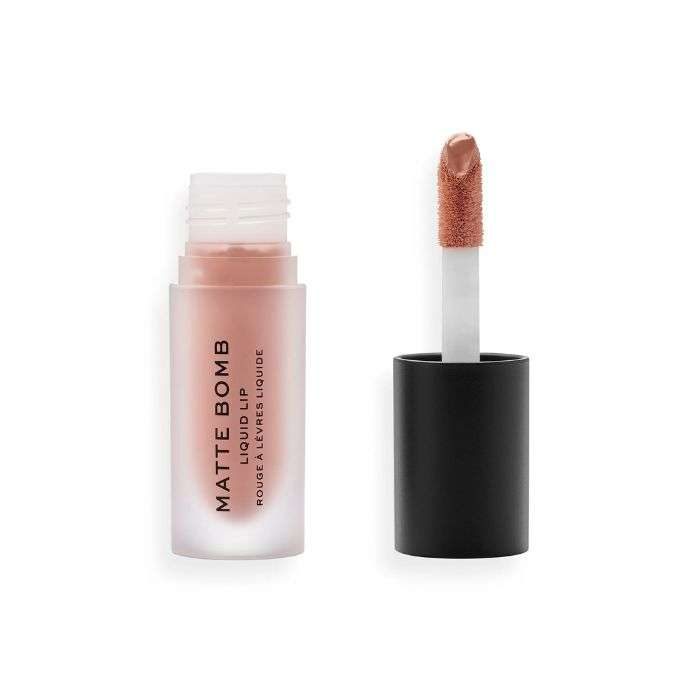 makeup-revolution-makeup-revolution-matte-bomb-rouge-a-levres-liquide-46ml-levres.jpg MAKEUP REVOLUTION MATTE BOMB ROUGE A LEVRES LIQUIDE 4.6ML – Image 1