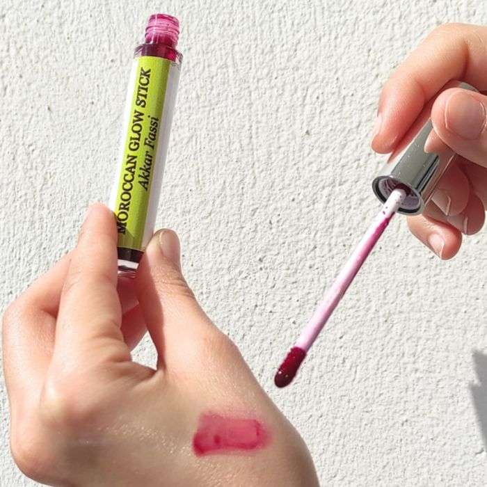 odarym-odarym-moroccan-glow-stick-aker-fassi-levres.jpg ODARYM MOROCCAN GLOW STICK AKER FASSI – Image 1