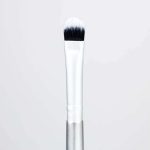 THE BALM Flat Eyeshadow Brush